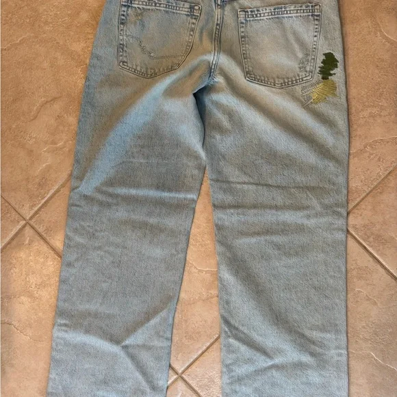 We The Free Free People Tennessee Low-Rise Embroidered Boyfriend Jeans $198 NWOT - Picture 9 of 10